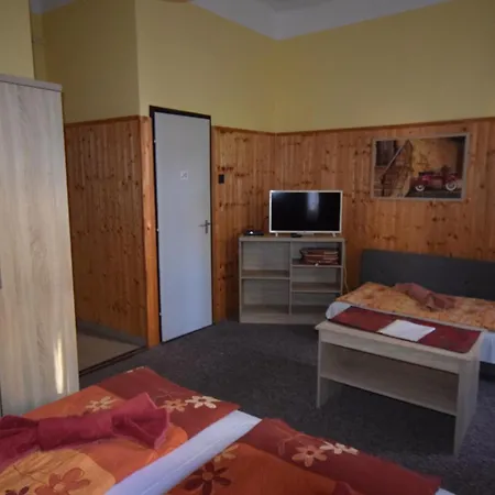 Frühstückspension Guest House Silatti - Apartments 2*