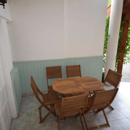 Frühstückspension Guest House Silatti - Apartments Keszthely